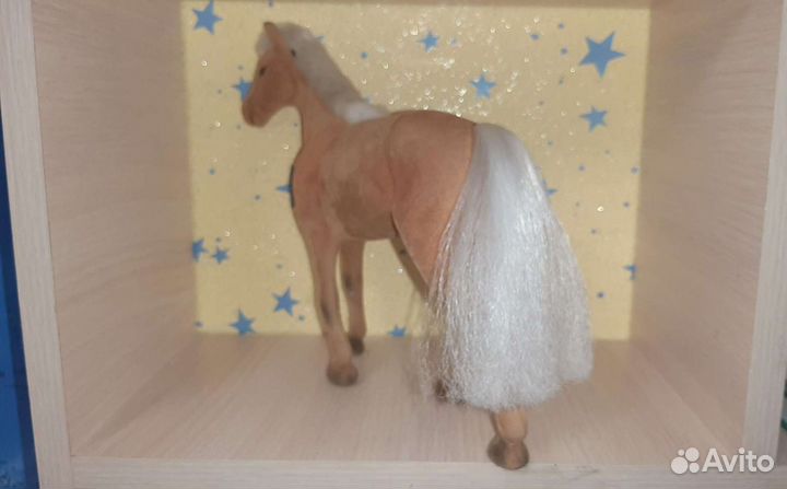 Лошадь флок