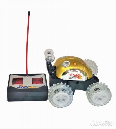 Машинка Перевертыш на пульте управления