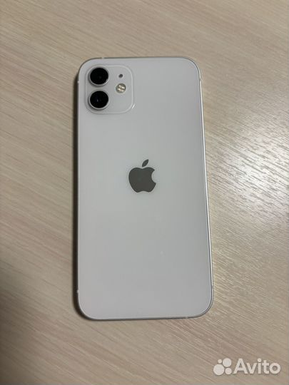iPhone 12, 64 ГБ