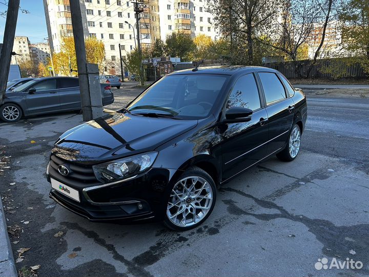 LADA Granta 1.6 МТ, 2023, 11 700 км
