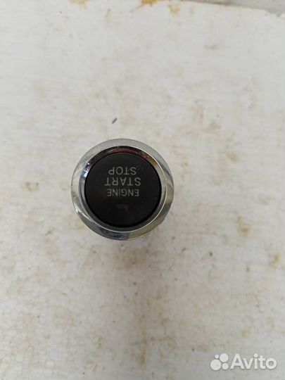 Кнопка 8961130060 Тойота