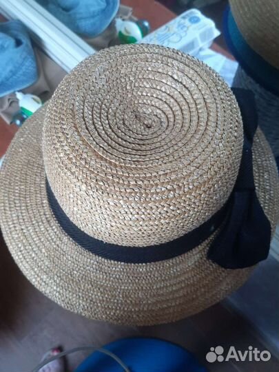Шляпа женская соломенная
