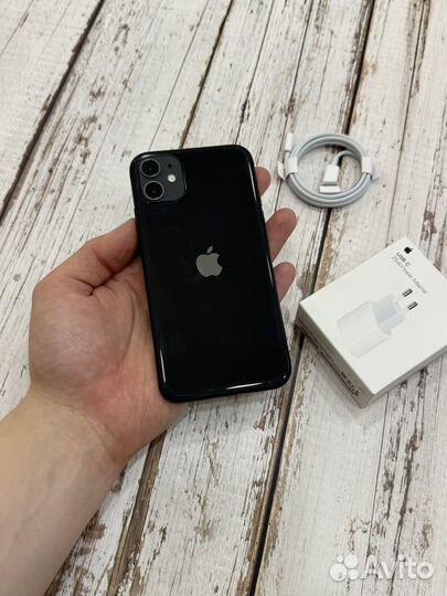 iPhone 11, 64 ГБ