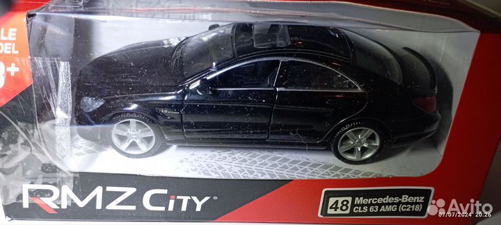 Модель машины Mercedes CLS63 AMG 1:38