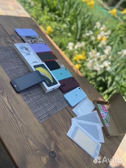 iPhone SE (2020), 64 ГБ