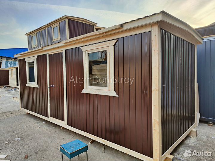 Вагончик с надежной крышей