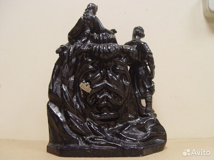 Часы. Молния. С.С.С.Р. Хозяйка медной горы