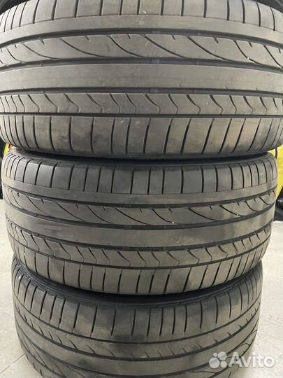 Bridgestone Potenza RE 050A l 235/40 R19 96Y