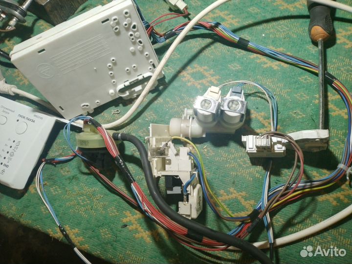 Панель управления стиральной машины indesit