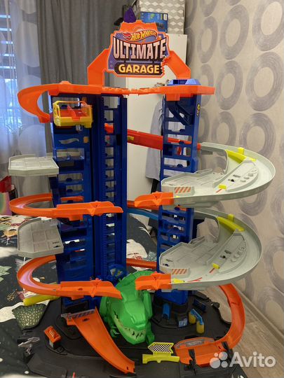 Hot wheels тирекс гараж парковка