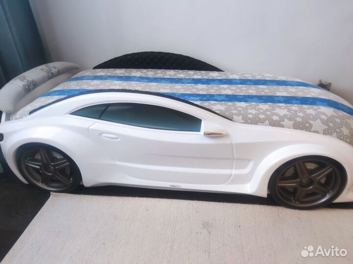 Кровать машинка объёмная