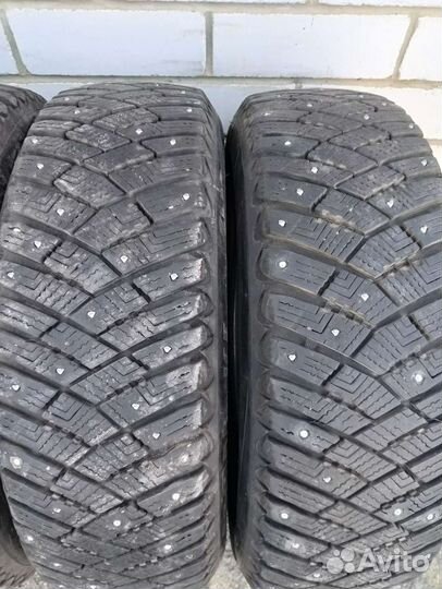 Goodyear Ultragrip Ice Arctic 185/65 R15