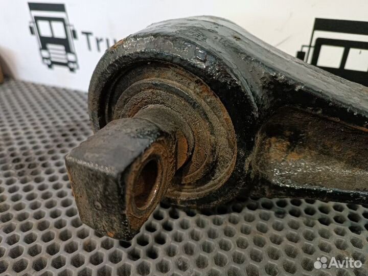 Тяга реактивная заднего моста Man Tgx