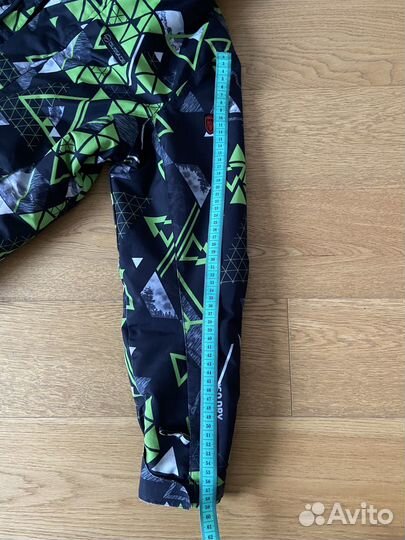 Горнолыжная куртка на мальчика 158 р