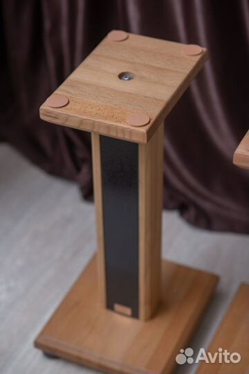 Стойки для полочной акустики HI-END