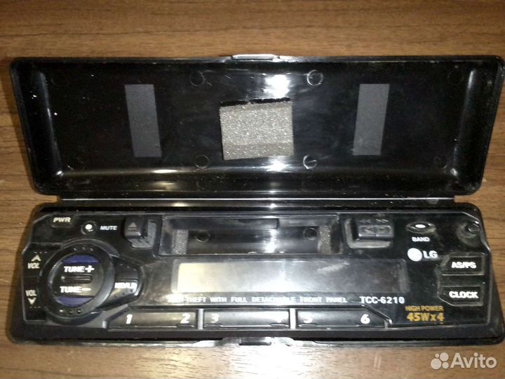 Кассетный магнитофон