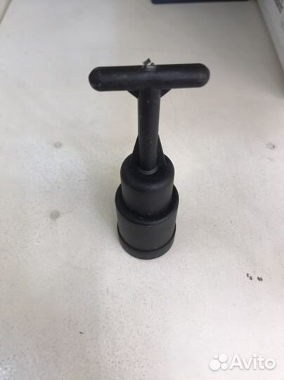 Ключ для патрона Е14, Е27