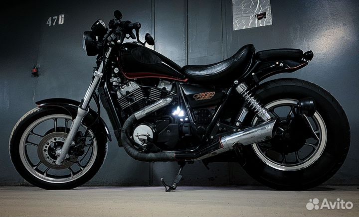 Honda NV 750 Custom