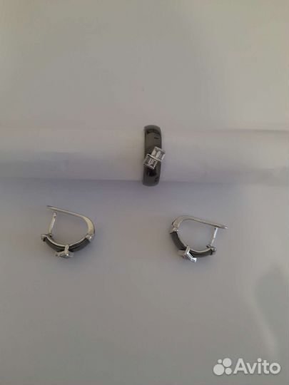 Комплект: серьги, кольцо из керамики