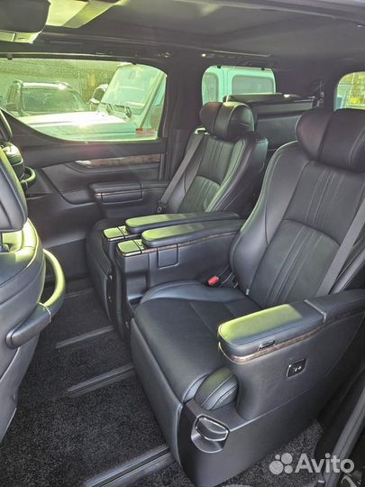 Toyota Alphard 3.5 AT, 2019, 48 000 км