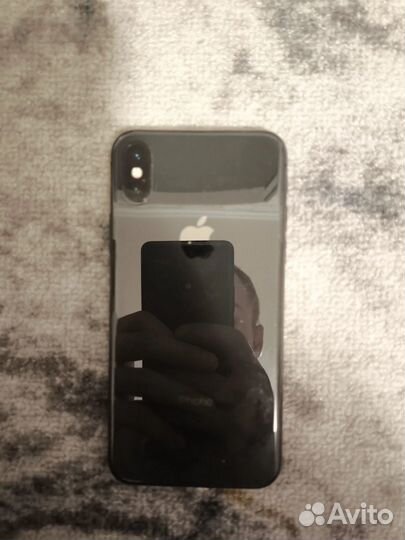 iPhone X, 64 ГБ