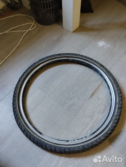 Колесо и покрышка на велосипед 24r
