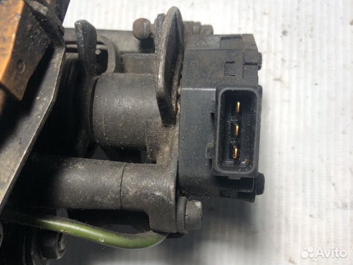 Дроссельная заслонка VAG 037 907 385 H