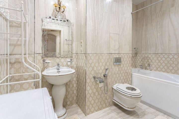 Комната 18 м² в 2-к., 7/18 эт.