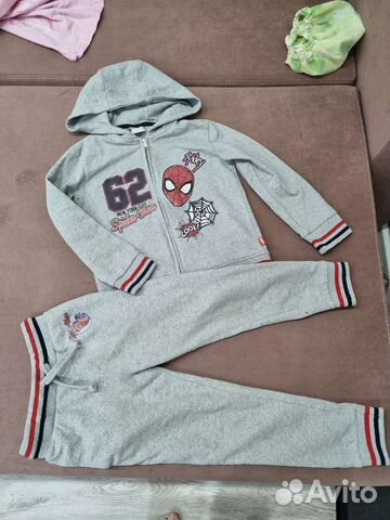 Спортивный костюм