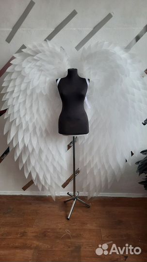 Крылья ангела белые