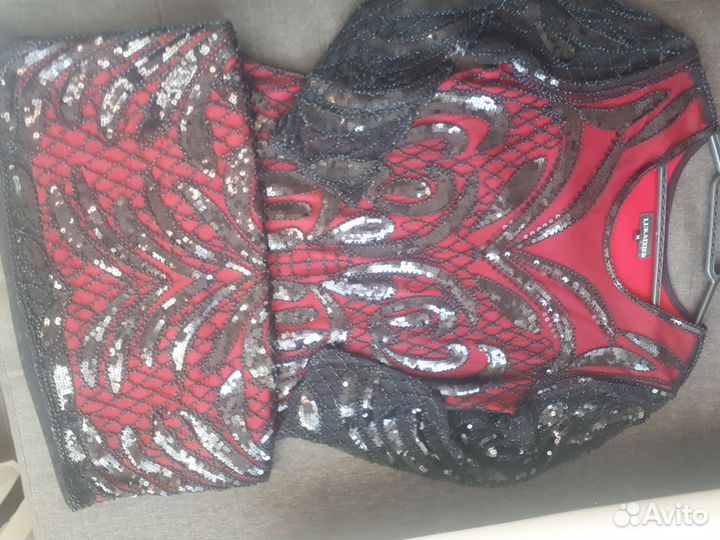 Вечернее платье