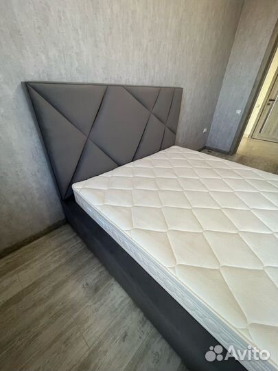 Кровать полуторка