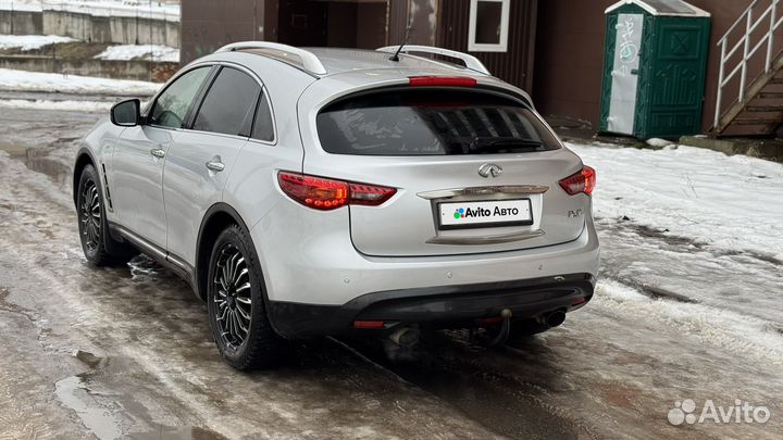 Infiniti FX37 3.7 AT, 2011, 245 000 км