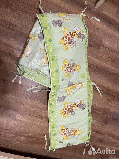 Бортики на детскую кроватку