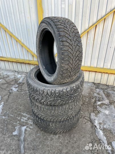 Nokian Tyres Hakkapeliitta 4 205/55 R16