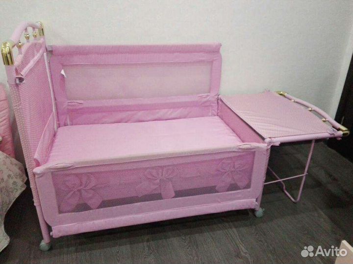 Металлическая кроватка-трансформер Geoby O5TLY668R