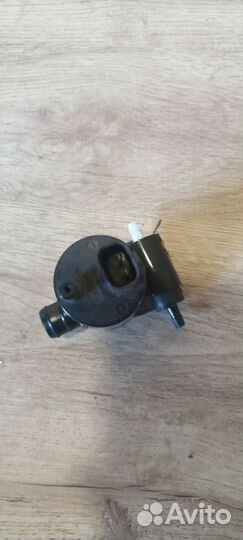 Насос омывателя Nissan Juke f15