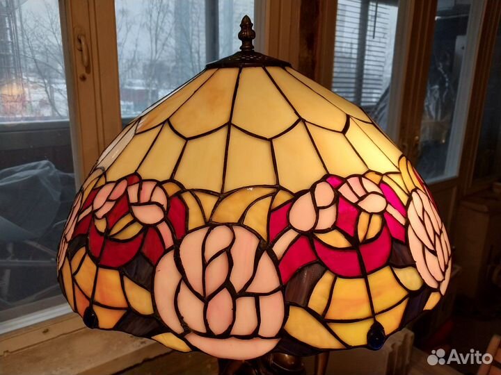 Лампа бронзовая с абажуром Тиффани 83см
