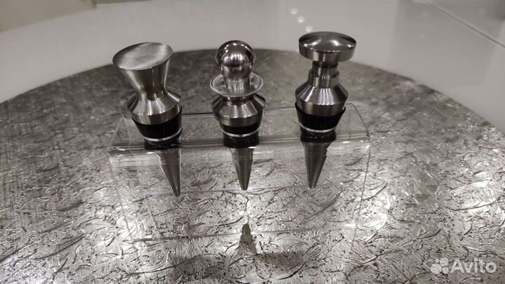 Камни для виски, набор пробок, стаканы мартини