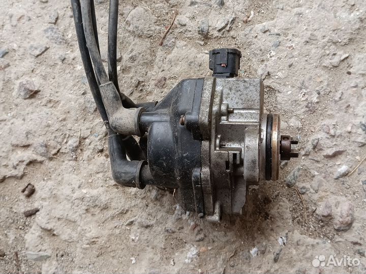 Дроссельная заслонка и трамблер