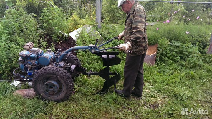 Продаю оборотный плуг для мотоблока Агрос, мтз
