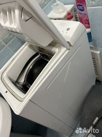 Стиральная машина с вертикальной загрузкой