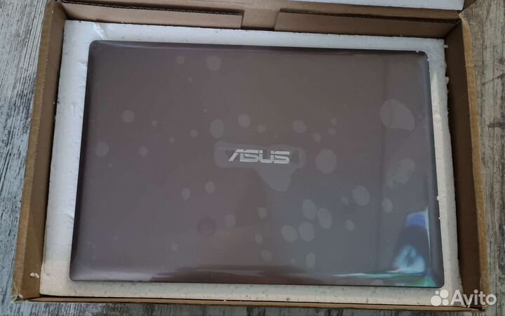 Новая верхняя часть корпуса Asus