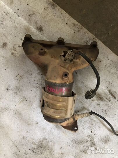 Коллектор выпускной правый / левый