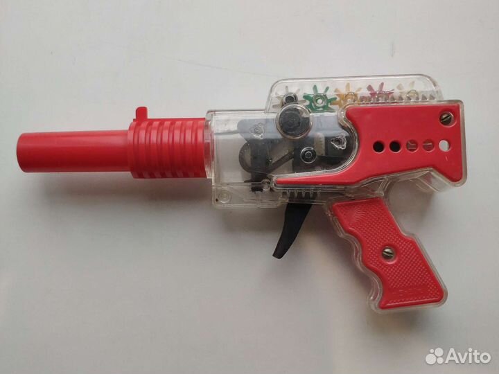 Игрушечный пистолет СССР красный с шестеренками