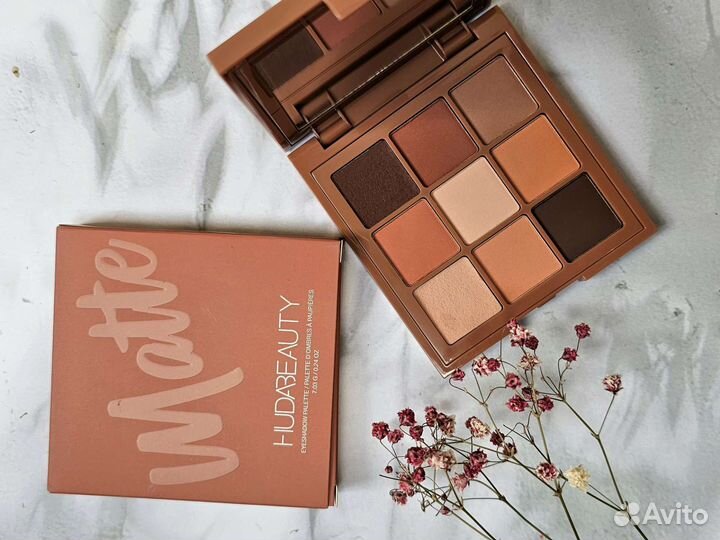 Huda beauty Matte Obsessions Warm