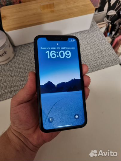 iPhone Xr, 64 ГБ