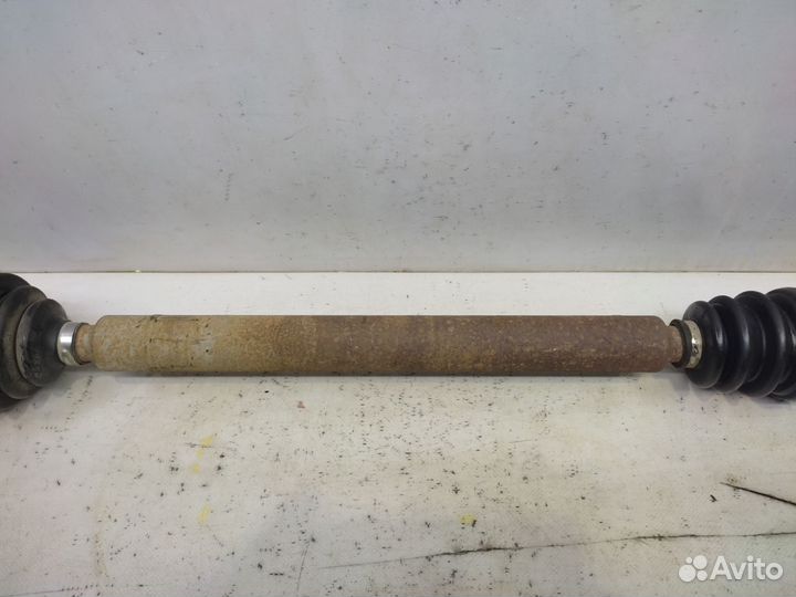 Привод передний правый Volkswagen Polo MK5 2011