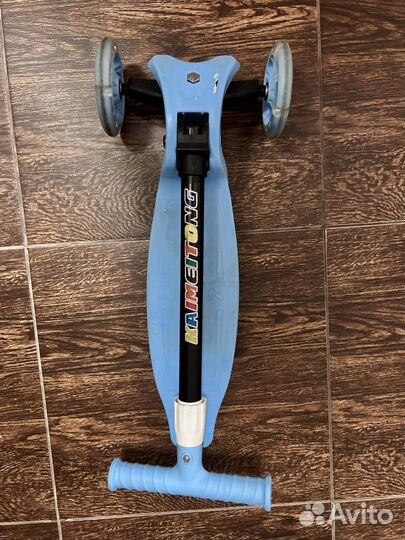 Самокат 3х колесный