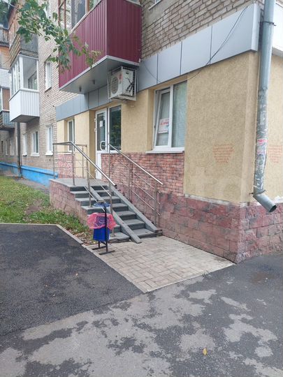 Офис с ремонтом, отдельный вход, 40.5 м²